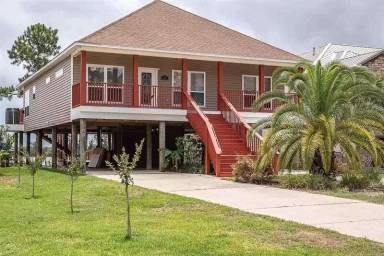 Main picture of 2572 Gulf Breeze Ave