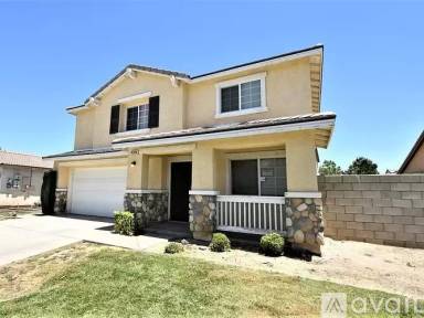 Main picture of 45334 Robinson Dr