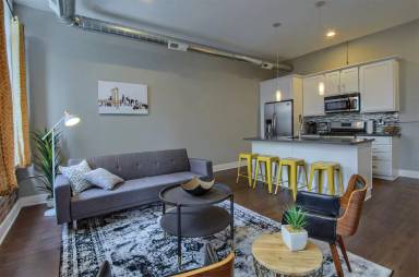 Main picture of 210 Walnut - 205