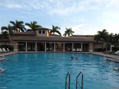 Main picture of 1304 SW 147th Ave