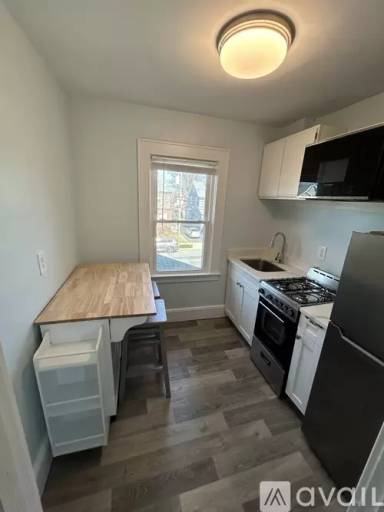 Main picture of 534 Park Pl