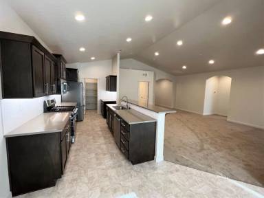 Main picture of 2193 W Skylar St