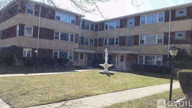 Main picture of 8151 W Bryn Mawr Ave