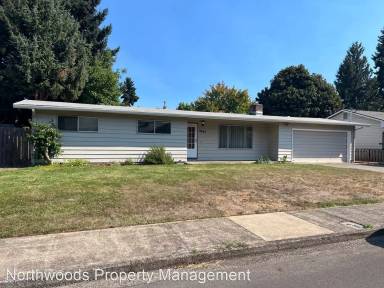 Main picture of 2677 Summer Ln