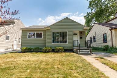 Main picture of 618 Dewey St