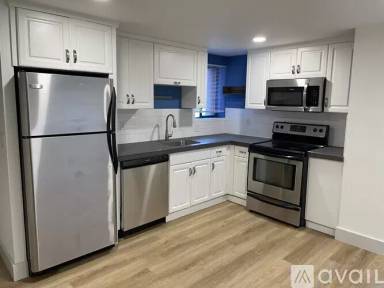 Main picture of Royal Arms Condos