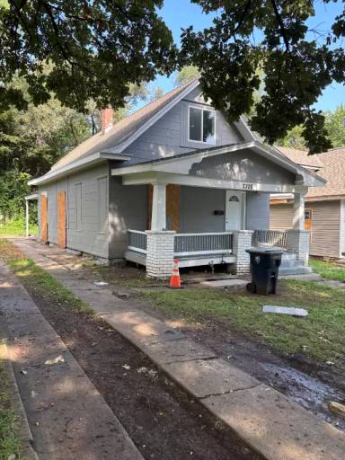 Main picture of 2320 Chelsea Ave