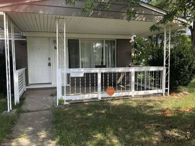 Main picture of 6096 Neff Rd