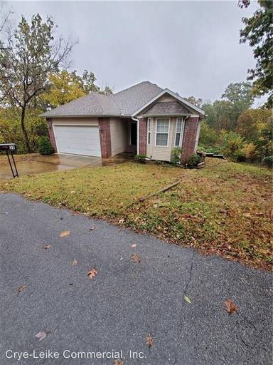 Main picture of 39 Dunsford Dr
