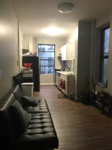 Main picture of 422 Saint Nicholas Ave