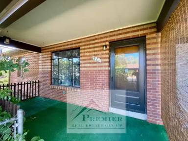 Main picture of 321 W Ramona Ave