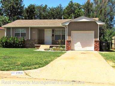 Main picture of 1913 Treat Dr