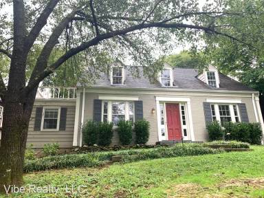 Main picture of 929 Battlefield Dr