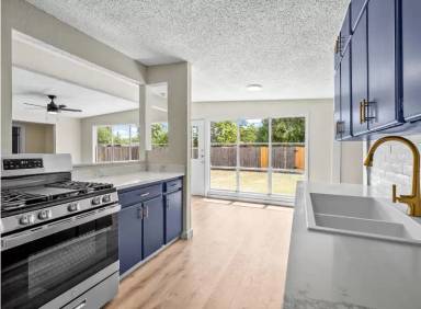Main picture of 2807 65th St