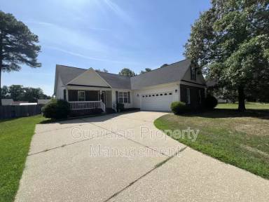 Main picture of 128 Holly Ln