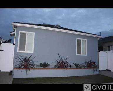 Main picture of 909 Sartori Ave
