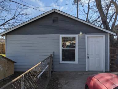Main picture of 3538 Burton Ave