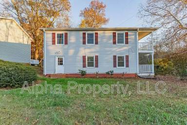 Main picture of 213B Taylor Rd