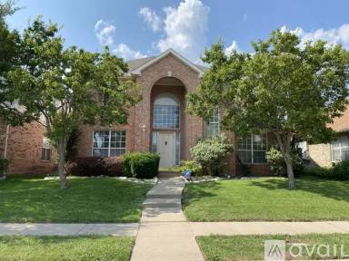 Main picture of 2010 Needham Dr