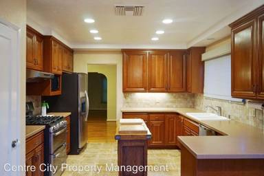 Main picture of 5073 Canterbury Dr