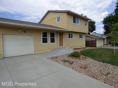 Main picture of 3605 E 88th Cir S