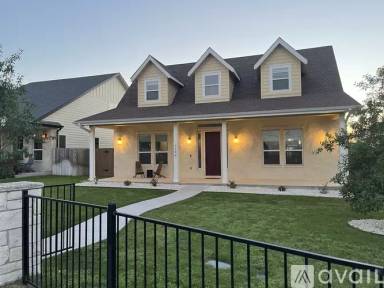 Main picture of 1104 Railroad Ave