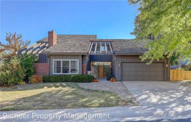 Main picture of 7162 S Harrison Ct