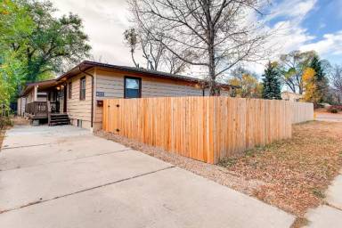Main picture of 1832 W Platte Ave
