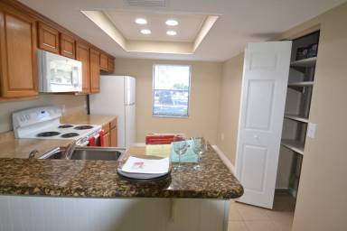 Main picture of 413 Windward Pl