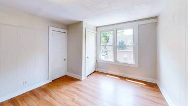 Main picture of 71 Lilac St