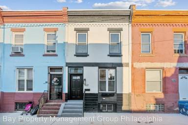 Main picture of 1621 N Newkirk St