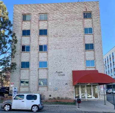Main picture of 3540 S Washington St