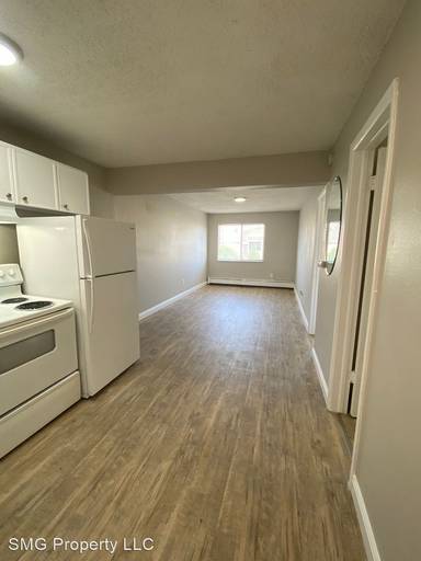 Main picture of 560 Dayton St