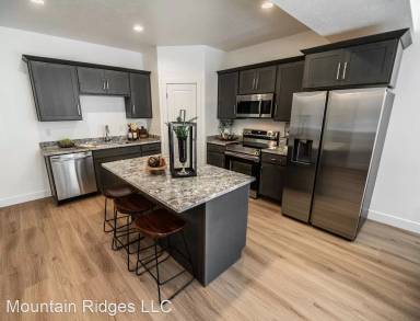 Main picture of Aspen Ridge Townhomes