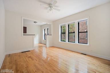 Main picture of 3823 N Fremont St