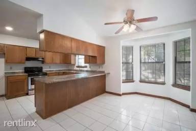 Main picture of 246 Live Oak Ln NW