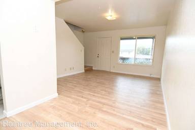 Main picture of 275 NW Rose St