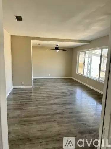 Main picture of 225 N Baymar Ave