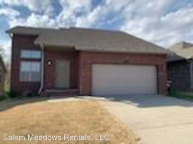 Main picture of 3505 S Juniper Ave
