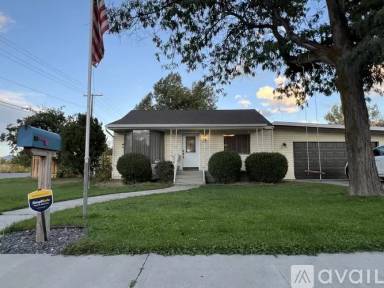 Main picture of 390 N 200 E