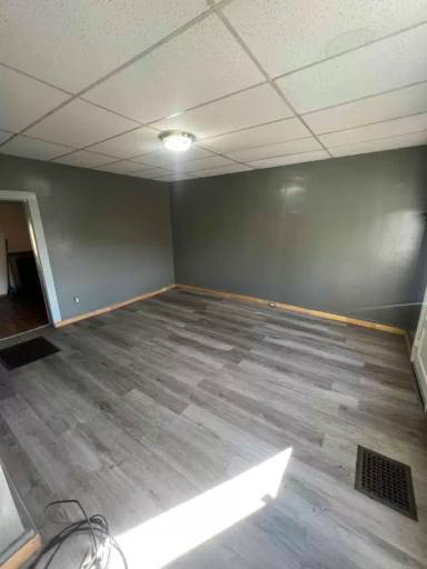 Main picture of 210 Court Ave