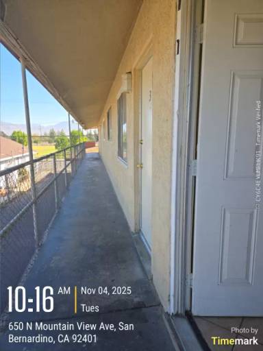 Main picture of 650 N Mountain View Ave