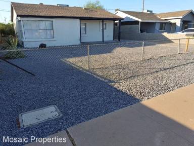 Main picture of 1829 E Cypress St