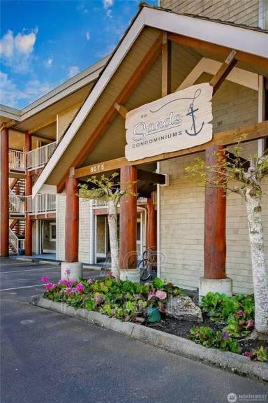 Main picture of 8075 Harborview Rd