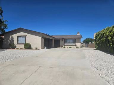 Main picture of 12830 Briarcliff Dr