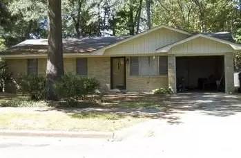 Main picture of 3606 E Lake Dr