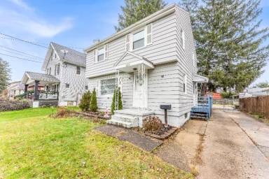 Main picture of 1823 7th St