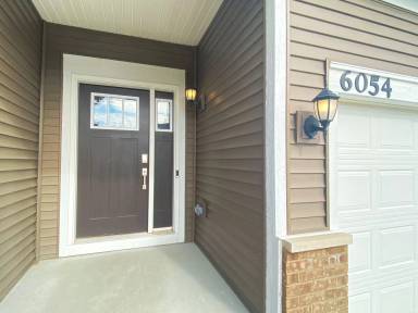 Main picture of 6054 E 112th Pl