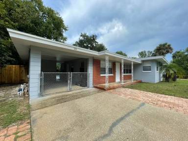 Main picture of 525 Tarragona Way