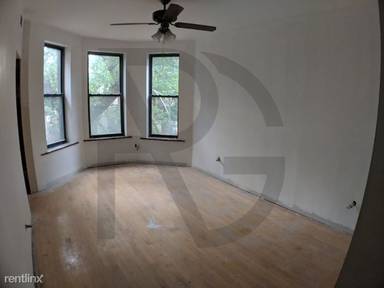 Main picture of 2730 N Wayne Ave